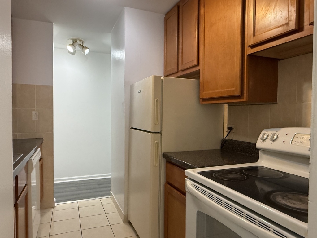 6171 N Sheridan Road - Photo 16
