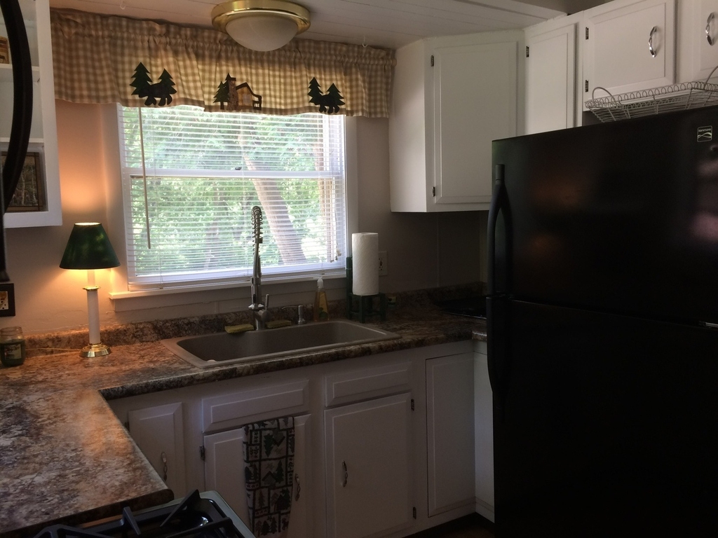 718 Three Oaks Road - Photo 6