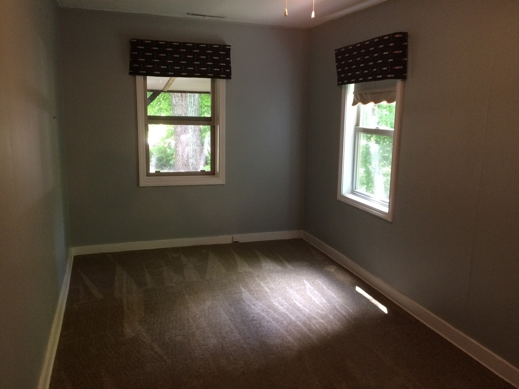 718 Three Oaks Road - Photo 12