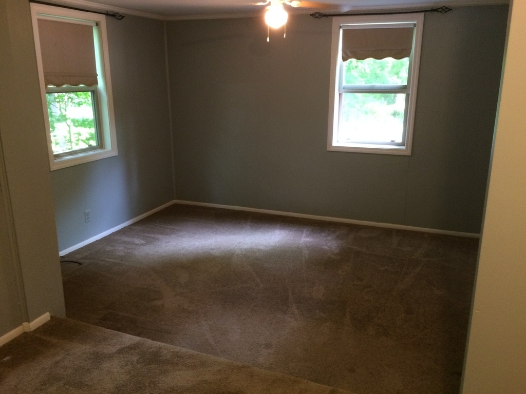 718 Three Oaks Road - Photo 11