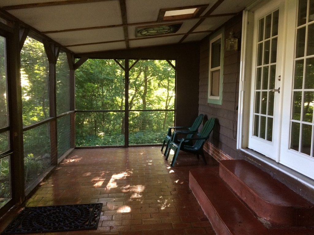 718 Three Oaks Road - Photo 2