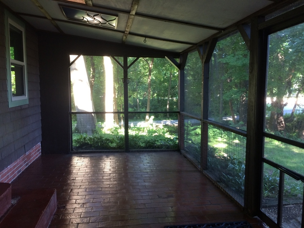 718 Three Oaks Road - Photo 1