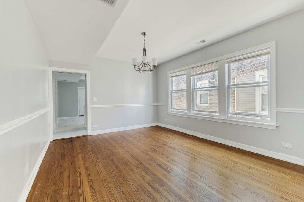 8139 S Sangamon Street - Photo 8