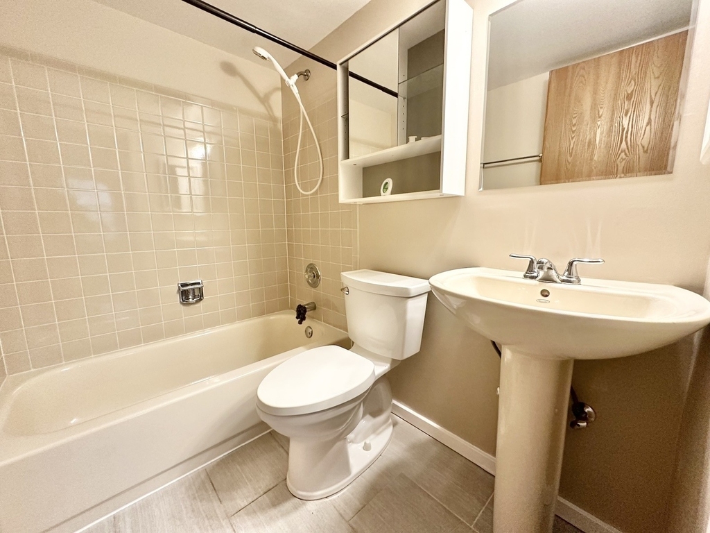 1202 Clearview Court - Photo 17