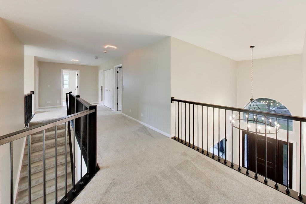18768 W Highfield Drive - Photo 23