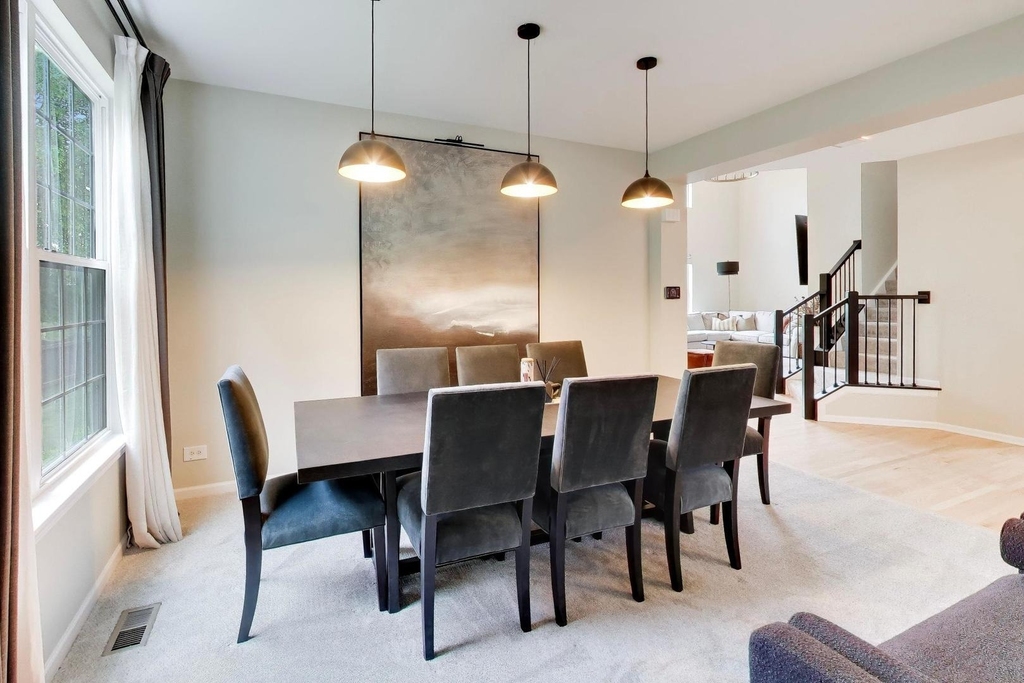 18768 W Highfield Drive - Photo 9