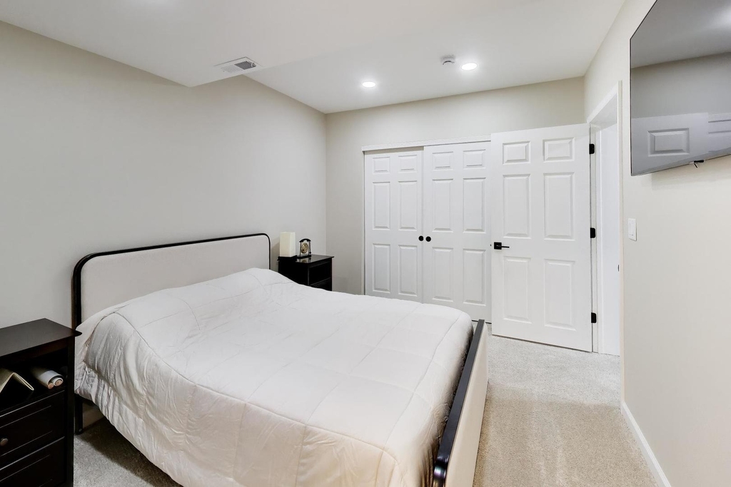 18768 W Highfield Drive - Photo 44
