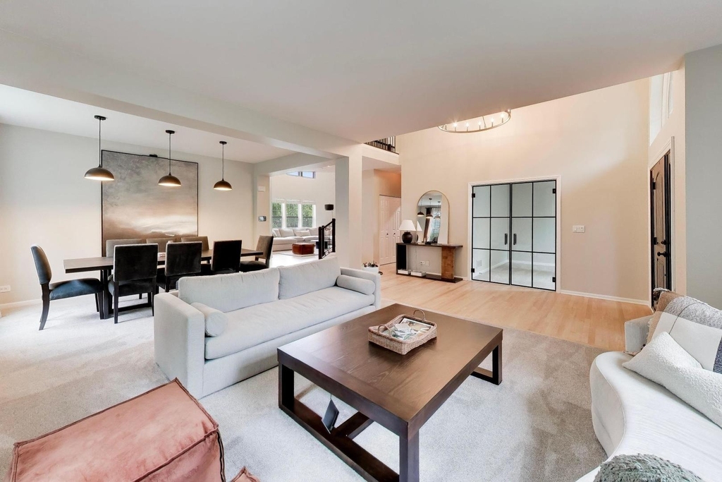 18768 W Highfield Drive - Photo 6