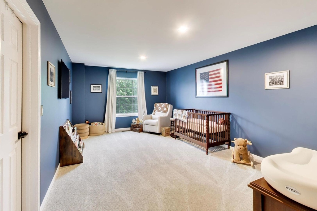 18768 W Highfield Drive - Photo 33