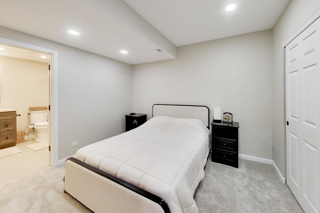 18768 W Highfield Drive - Photo 45