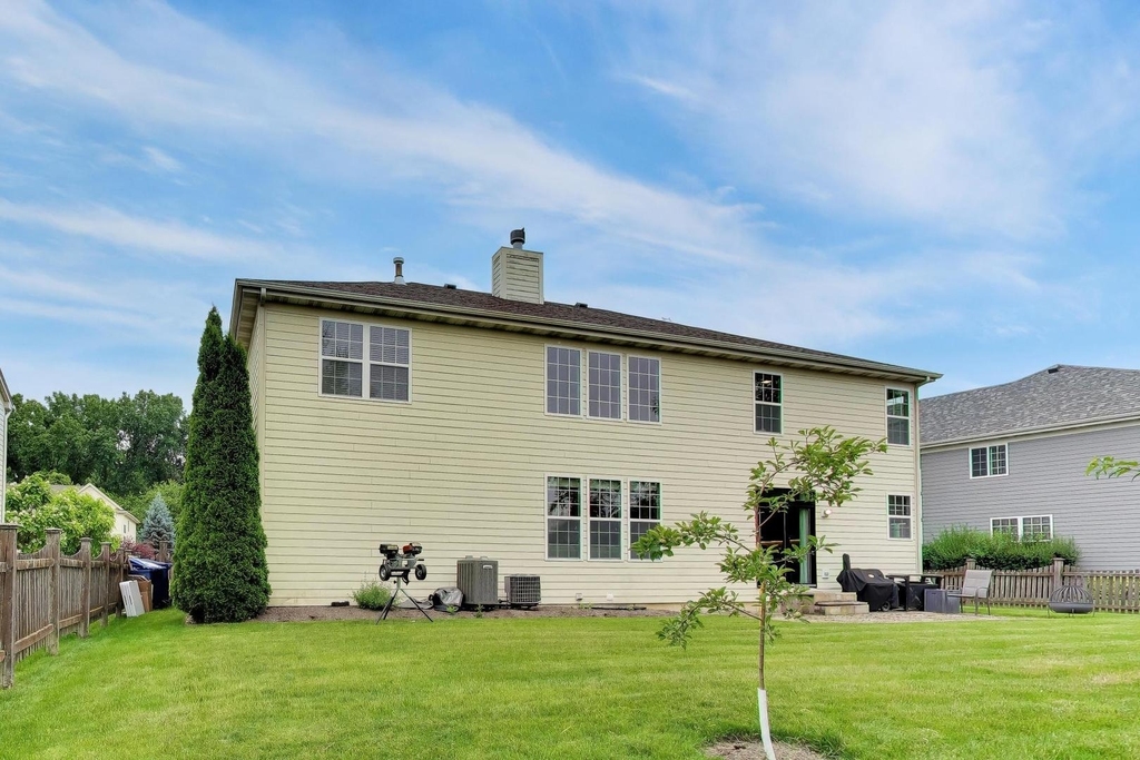 18768 W Highfield Drive - Photo 53
