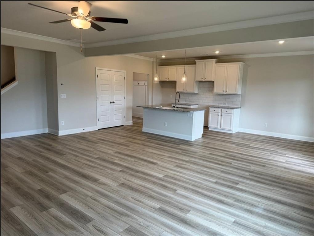 3250 Westgate Park Drive - Photo 2