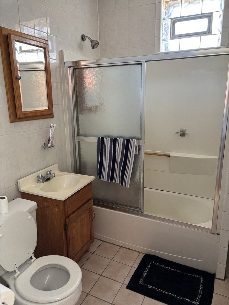3053 N Elbridge Avenue - Photo 10