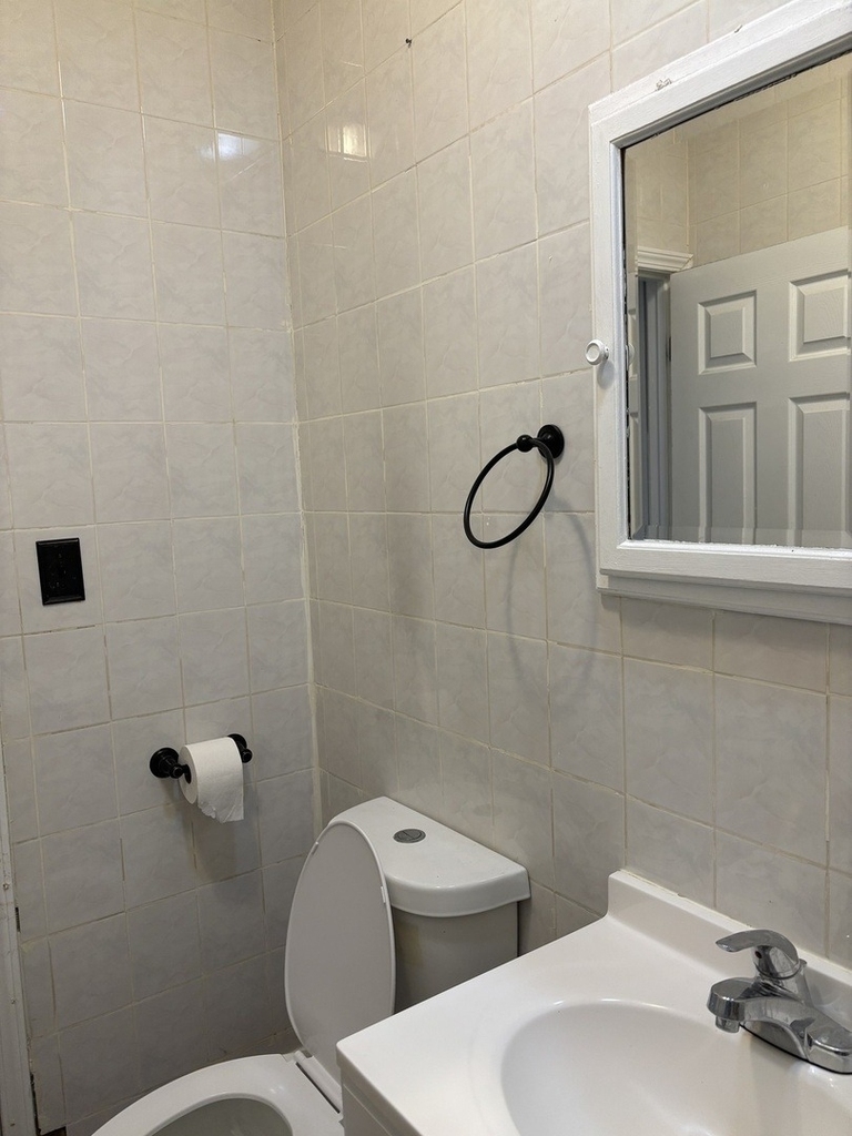 3053 N Elbridge Avenue - Photo 15