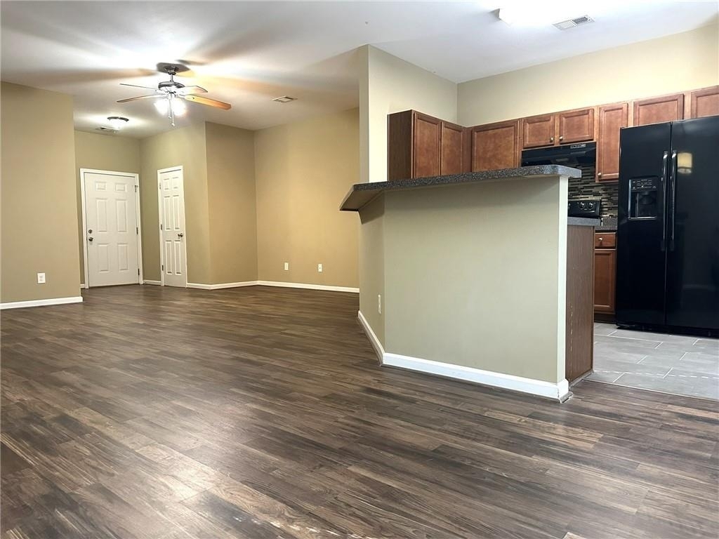 538 Oakside Place - Photo 4