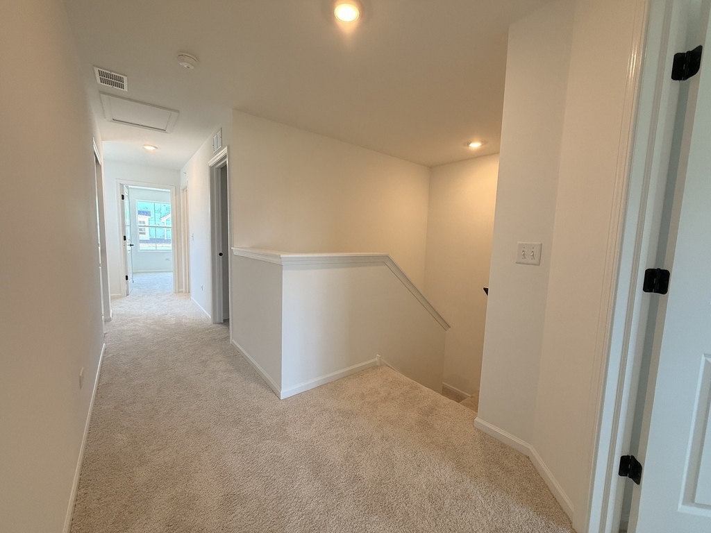 8545 Chadwick Court - Photo 11