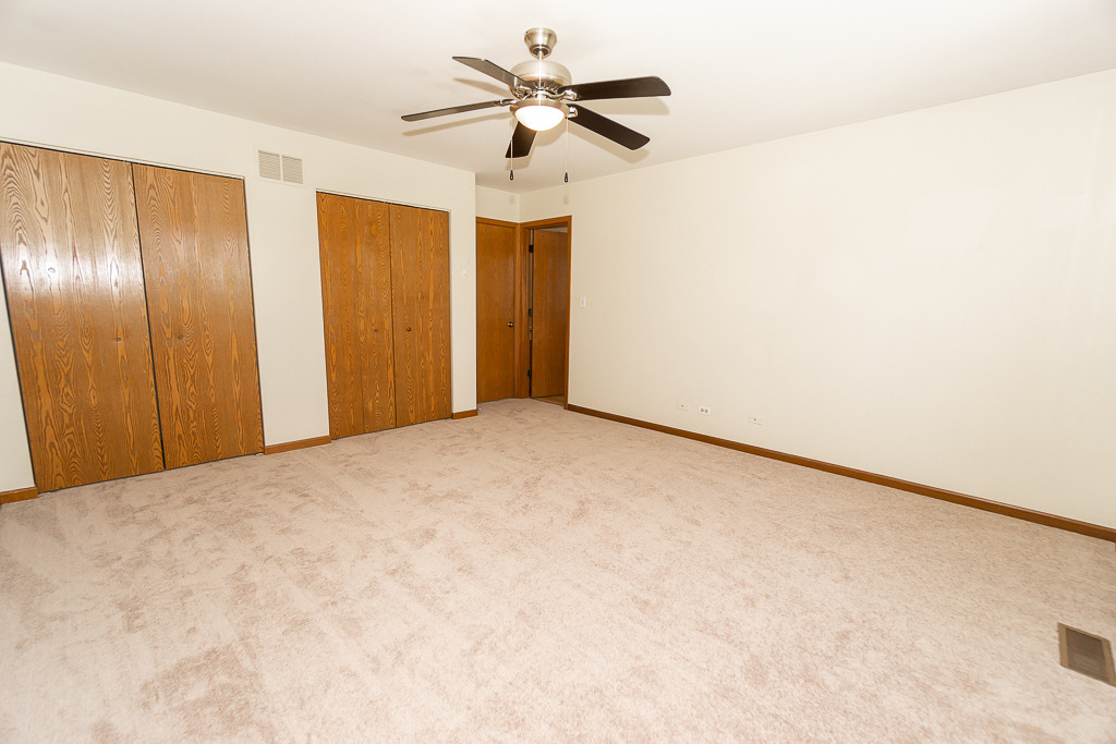 1174 Longford Road - Photo 13
