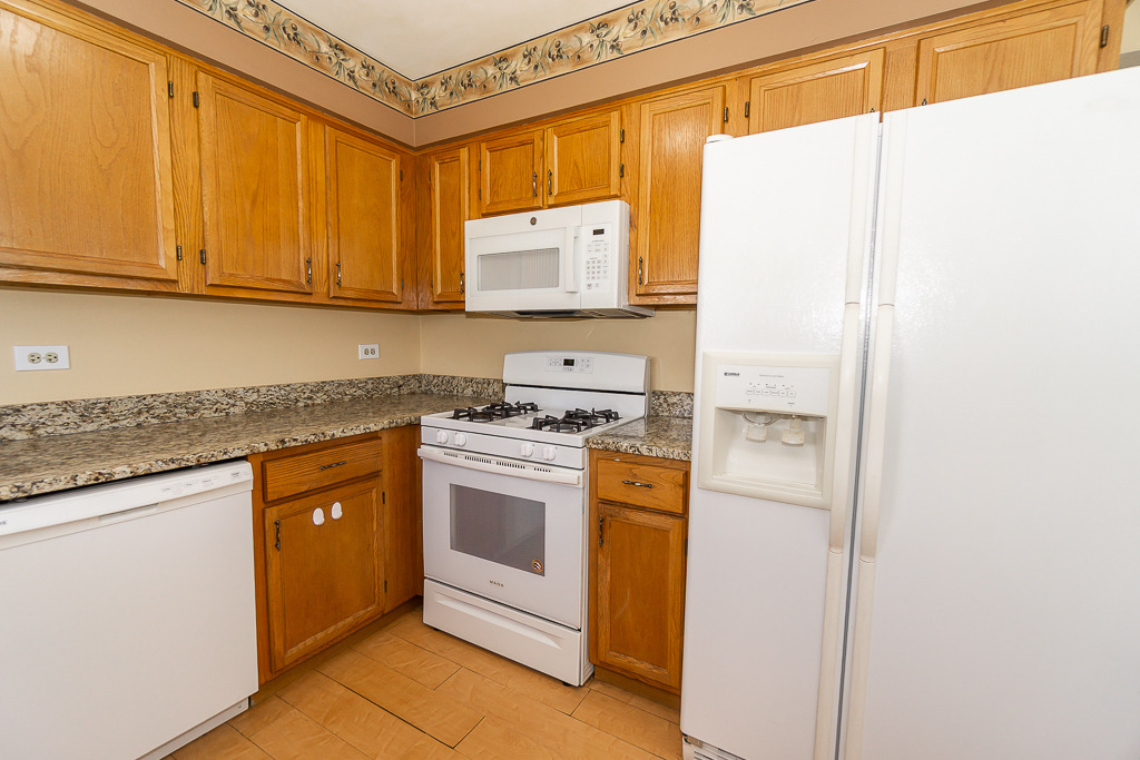 1174 Longford Road - Photo 9