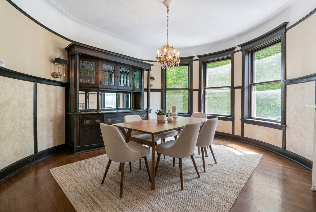 622 W Arlington Place - Photo 3