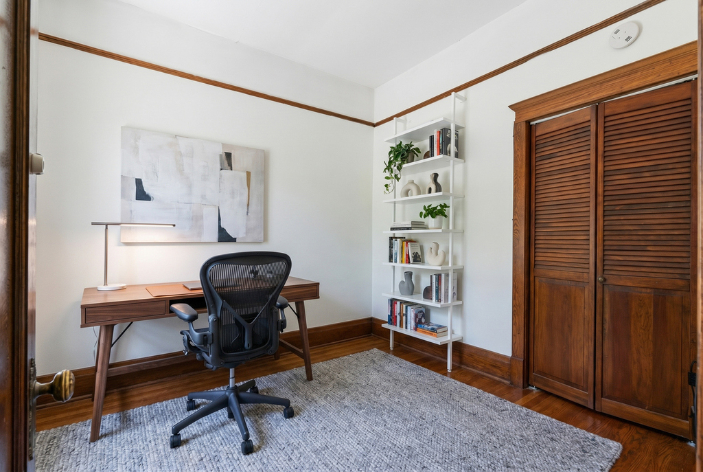 622 W Arlington Place - Photo 9