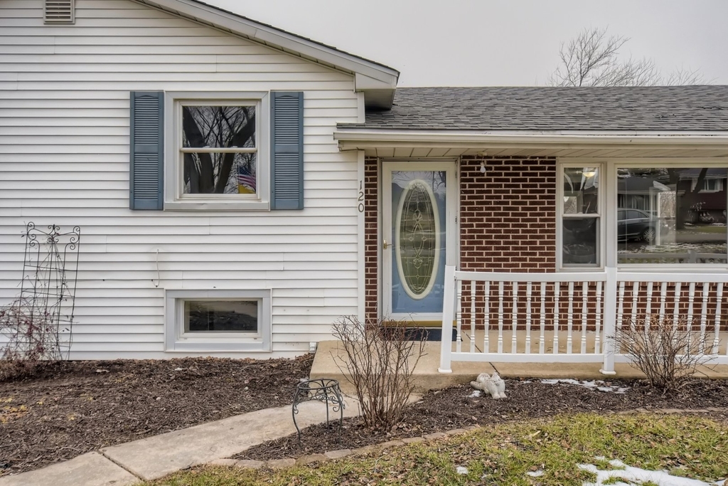 120 Roberts Road - Photo 1