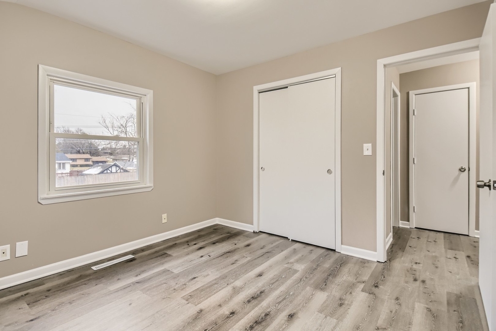 120 Roberts Road - Photo 18