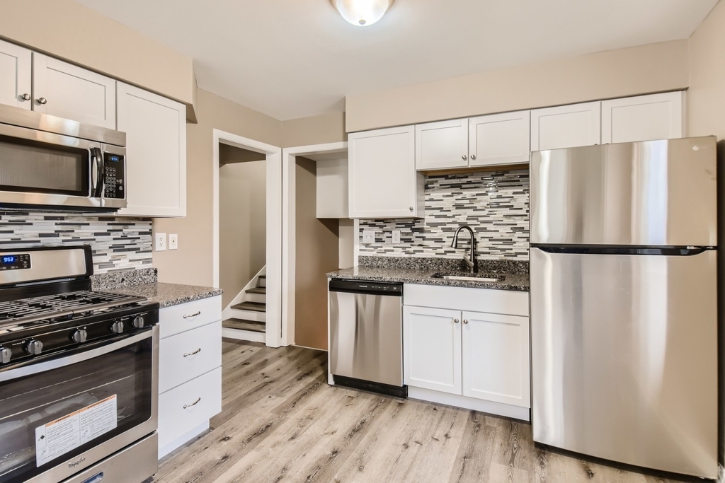 120 Roberts Road - Photo 6