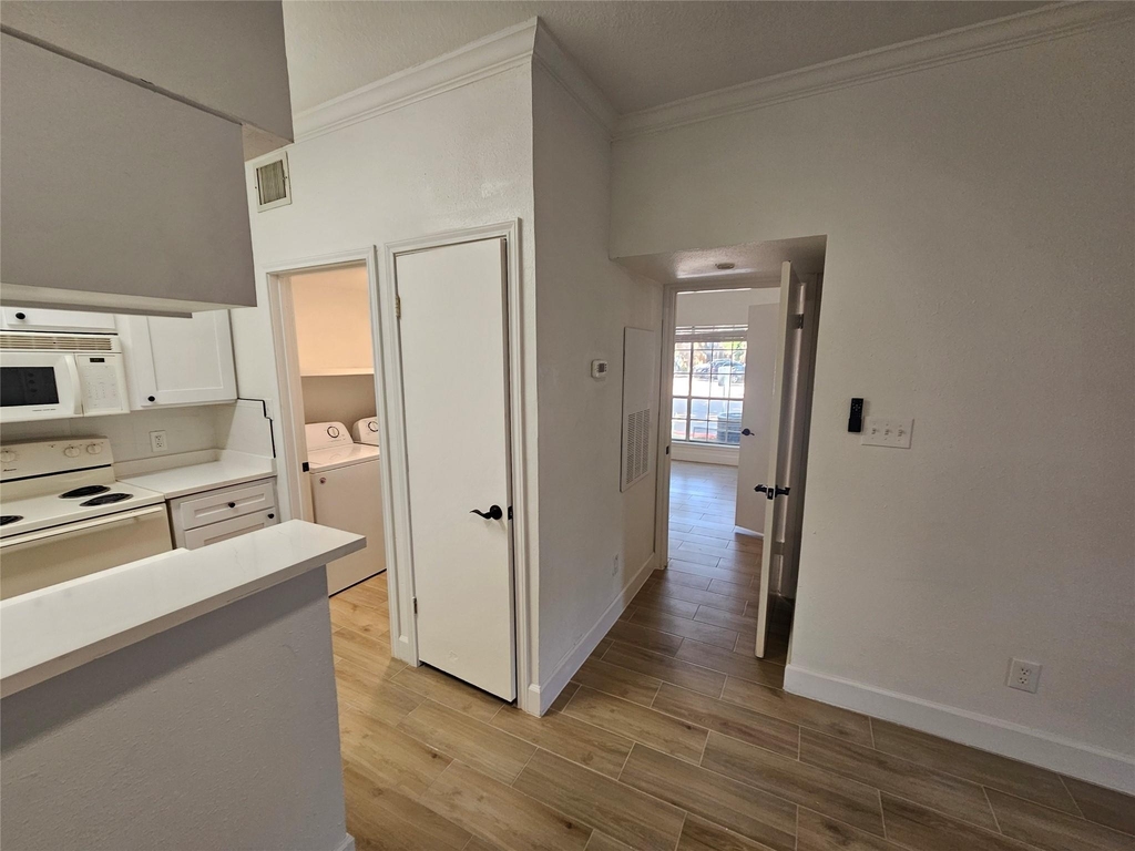 2626 Holly Hall Street - Photo 3