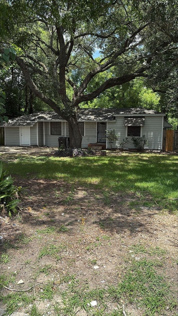 4723 Eppes Street - Photo 0