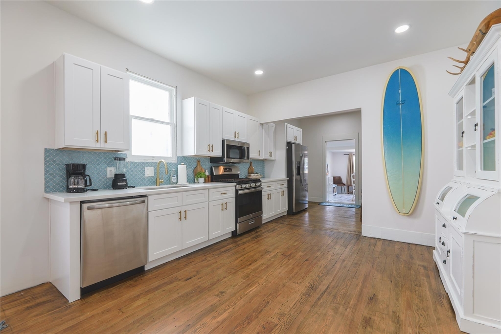 2912 Avenue R - Photo 13