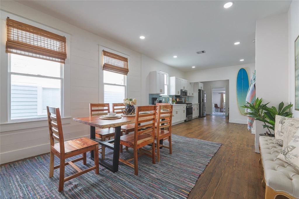 2912 Avenue R - Photo 7