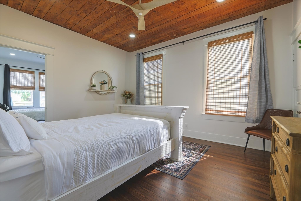 2912 Avenue R - Photo 27