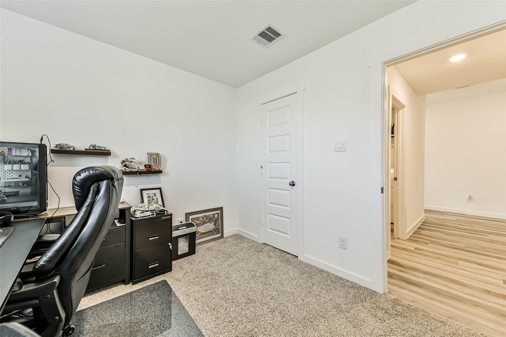 2621 Mackinac Bay Drive - Photo 31