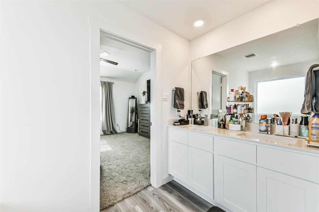 2621 Mackinac Bay Drive - Photo 19