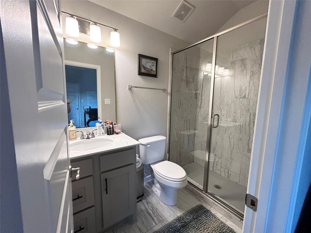18531 Wolf Mountain Lane - Photo 21