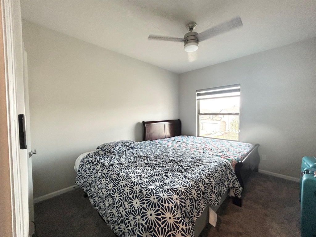 18531 Wolf Mountain Lane - Photo 16