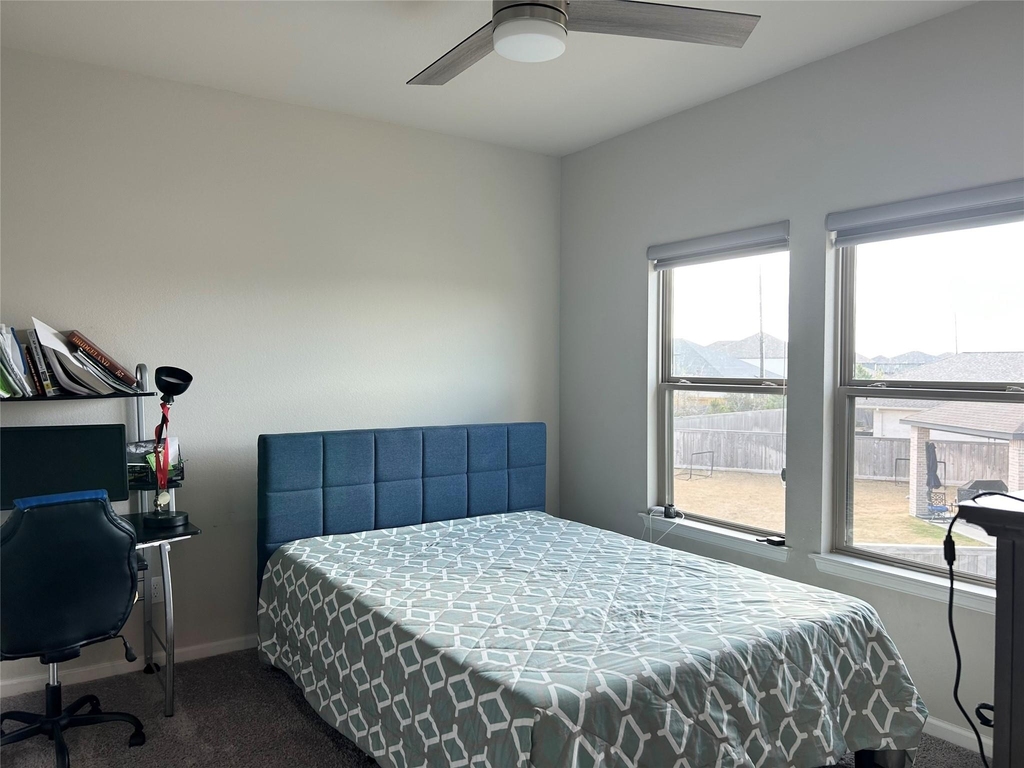18531 Wolf Mountain Lane - Photo 17