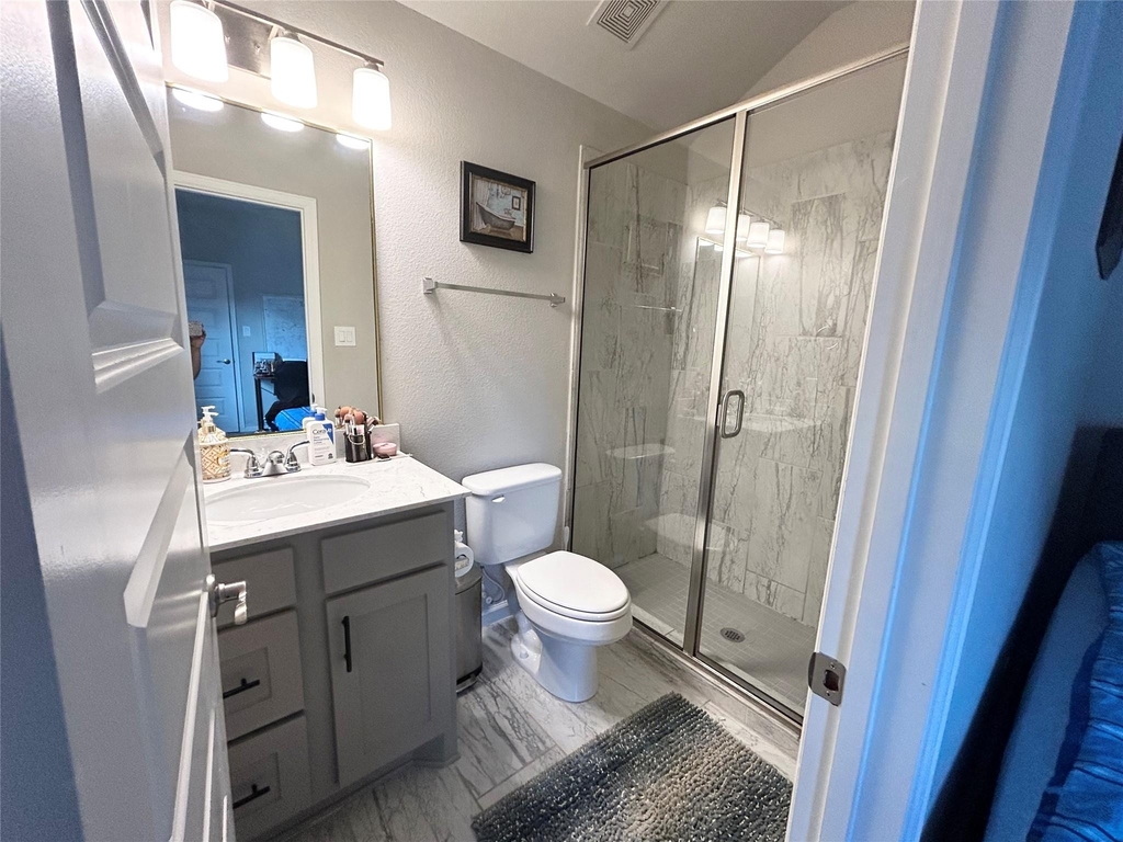 18531 Wolf Mountain Lane - Photo 22