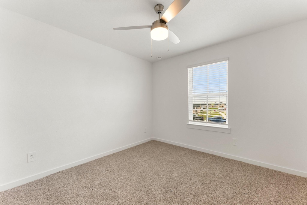 31730 Carlisle Cove Ct - Photo 32