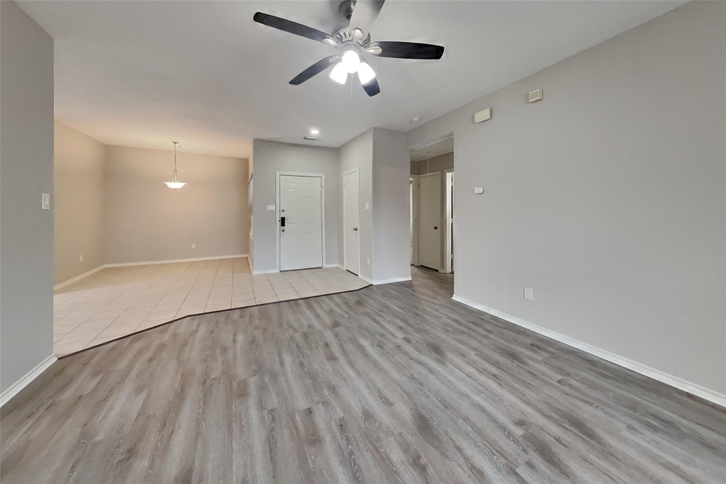 804 Lovebug Lane - Photo 1