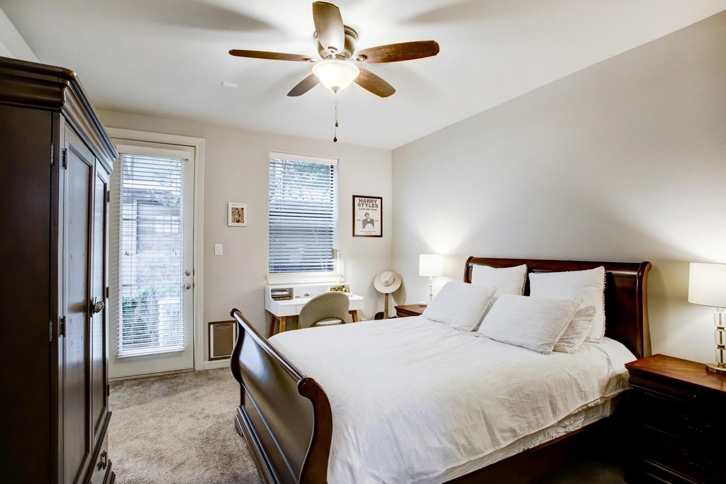 1851 Dart Street - Photo 2
