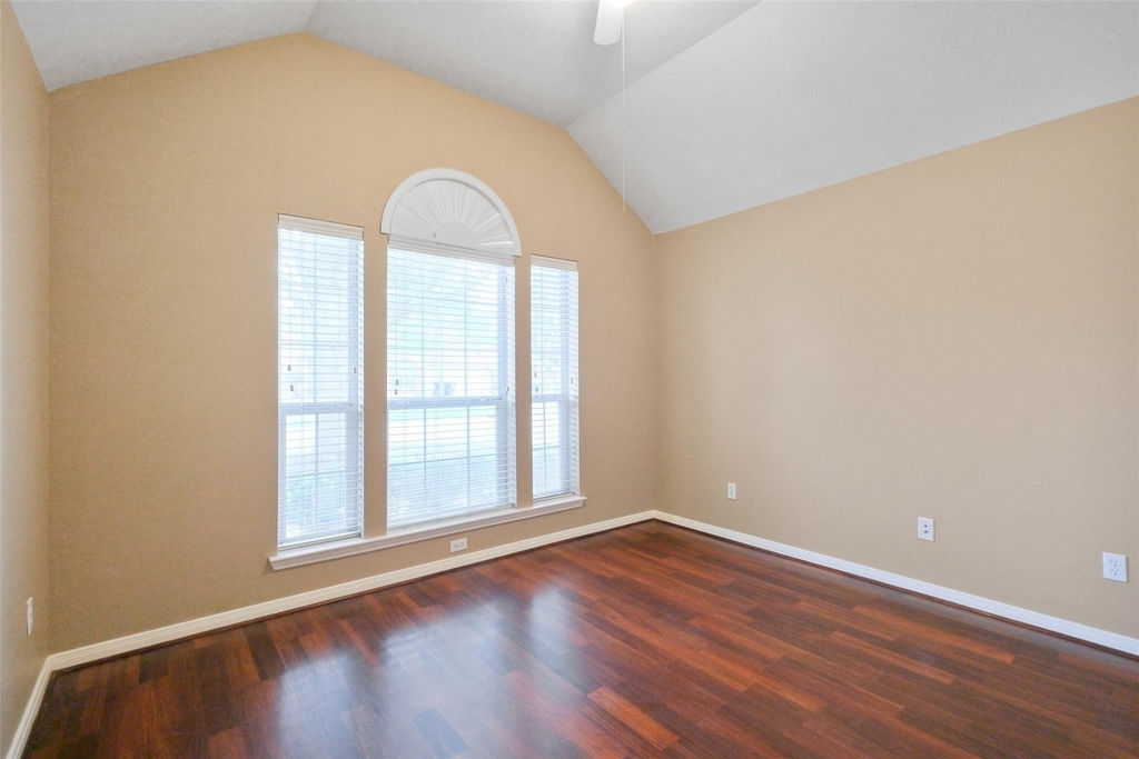 2610 Easton Springs Court - Photo 17
