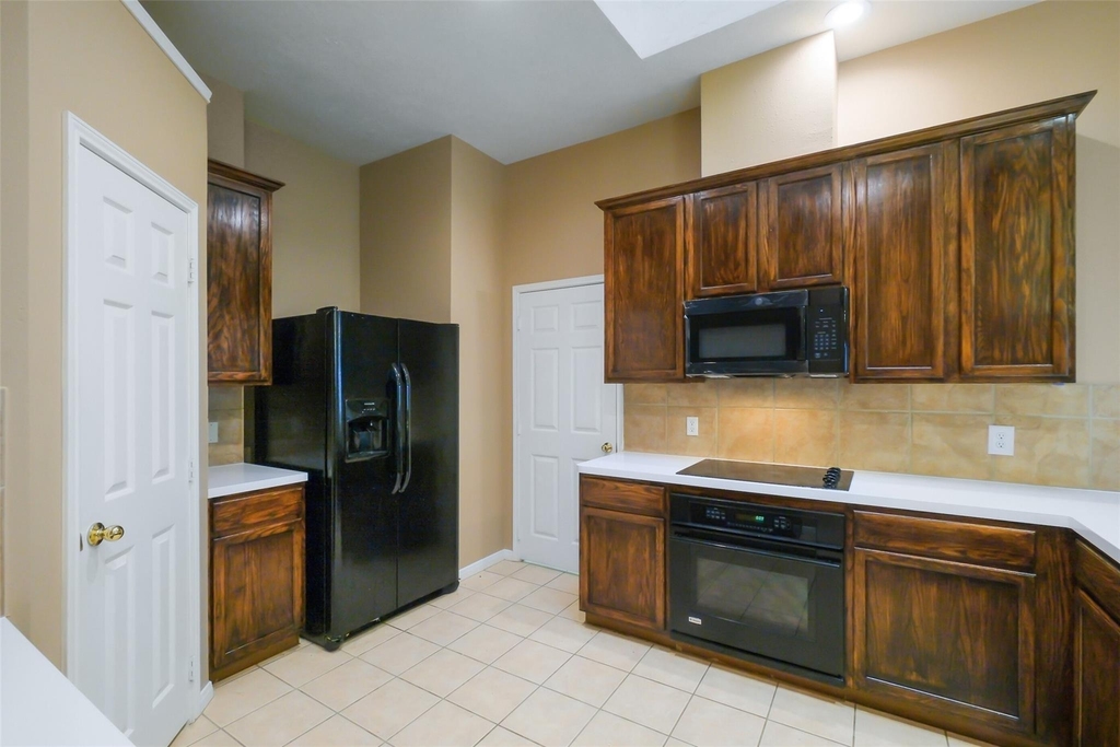 2610 Easton Springs Court - Photo 7