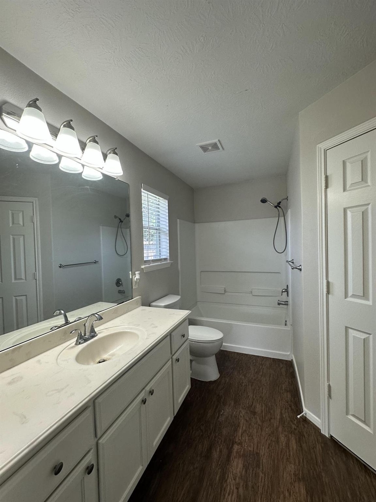 1034 Junction Court - Photo 12