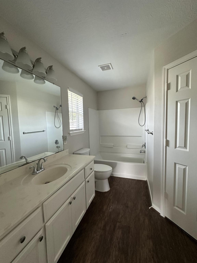1034 Junction Court - Photo 14
