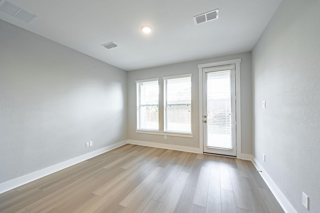 10916 Brambling Wood Drive - Photo 7