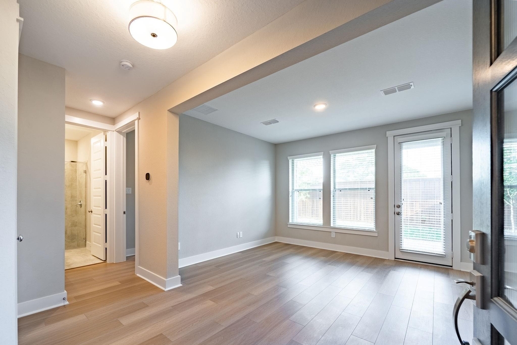 10916 Brambling Wood Drive - Photo 5