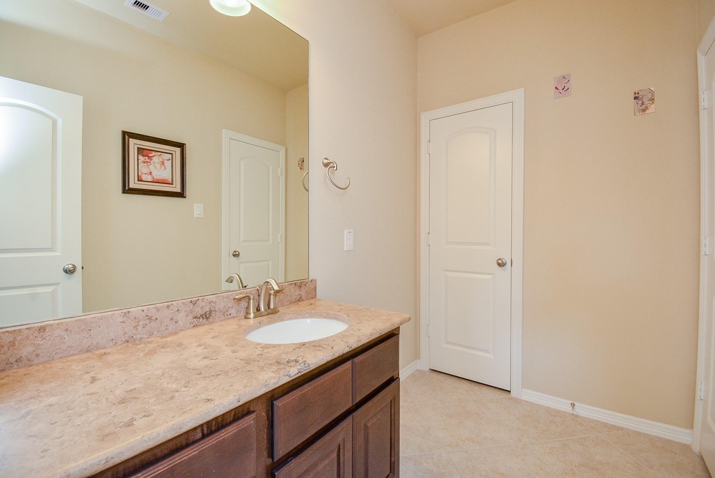 6302 Kennedy Hills Court - Photo 14