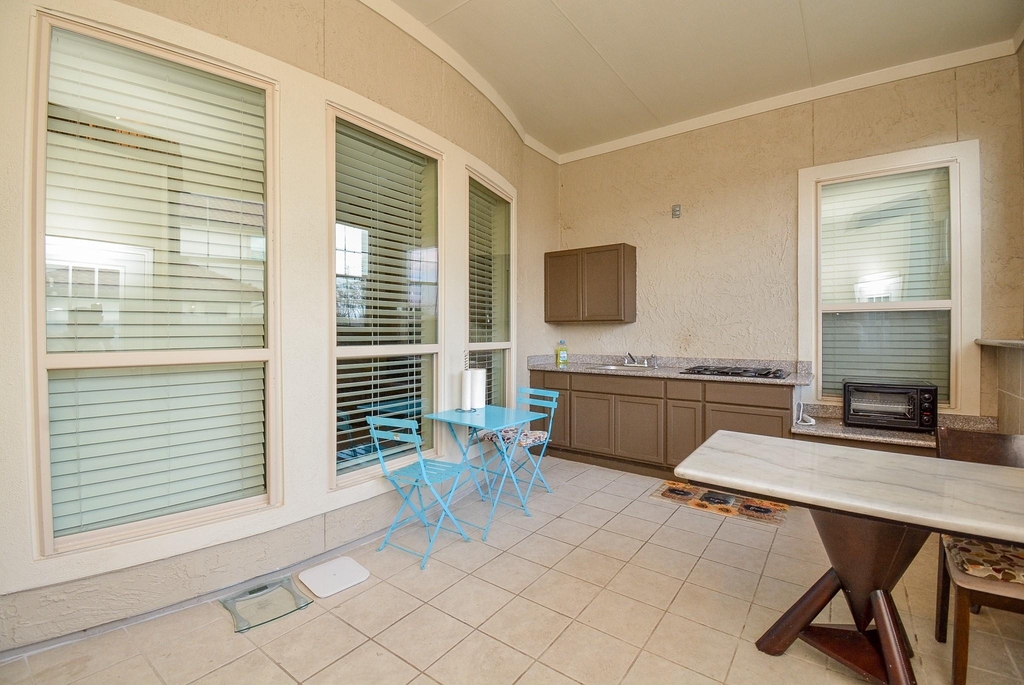 6302 Kennedy Hills Court - Photo 5