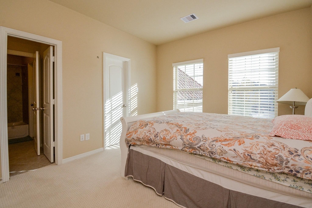 6302 Kennedy Hills Court - Photo 9